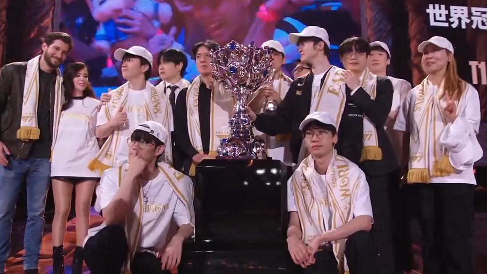 T1 beat KT Rolster to claim third straight League of Legends World Championship