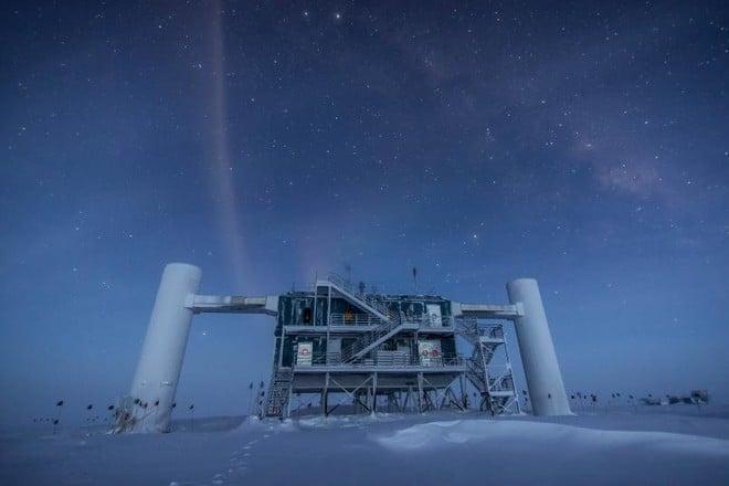 Neutrini: un nuovo algoritmo per svelare i misteri del cosmo