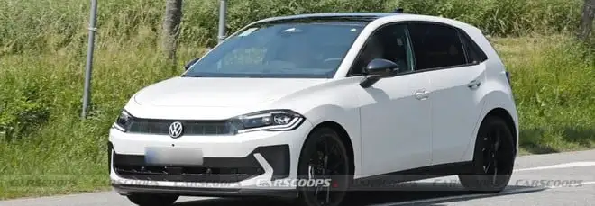 Nuova Volkswagen ID.2, sorpresa: la versione di serie avvistata su strada per la prima volta