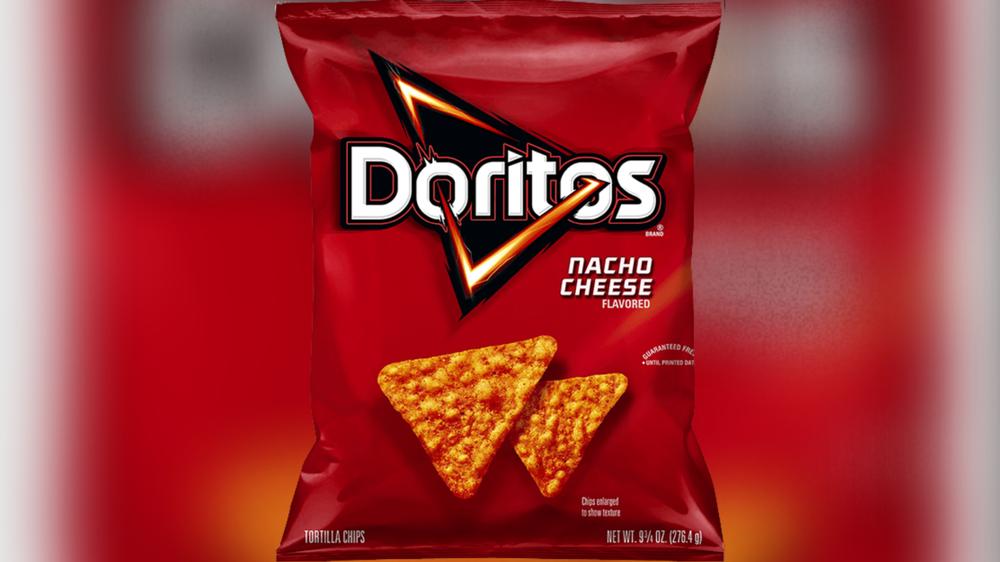 Armed police swarm student after AI mistakes bag of Doritos for a weapon
