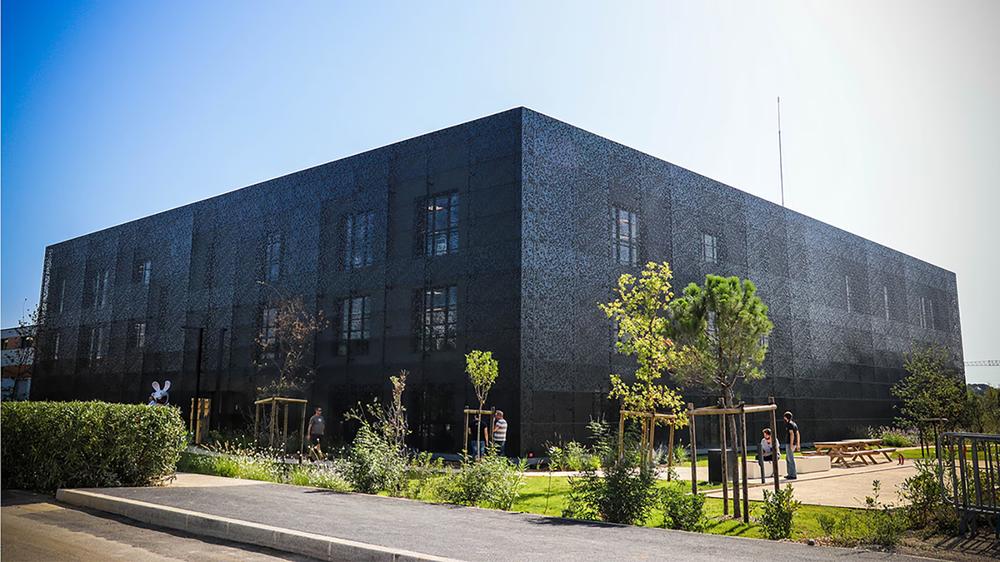 Ubisoft studio evacuates 800 employees after bomb threat