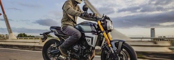 Svelate le nuove Suzuki GSX-8T e GSX-8TT, ispirate alle leggendarie T500 Titan e GS1000