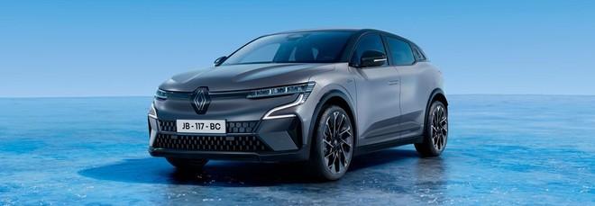 Renault Megane si prepara al restyling, look più sportivo e maggiore autonomia