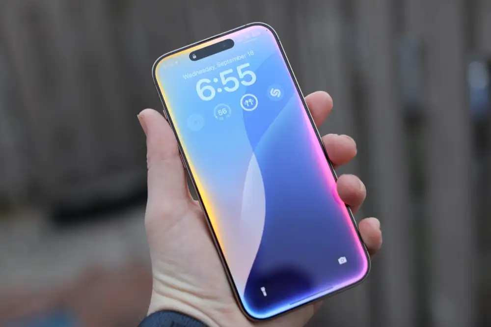 Ex-Siri head reportedly wanted Apple to choose Google’s Gemini over ChatGPT