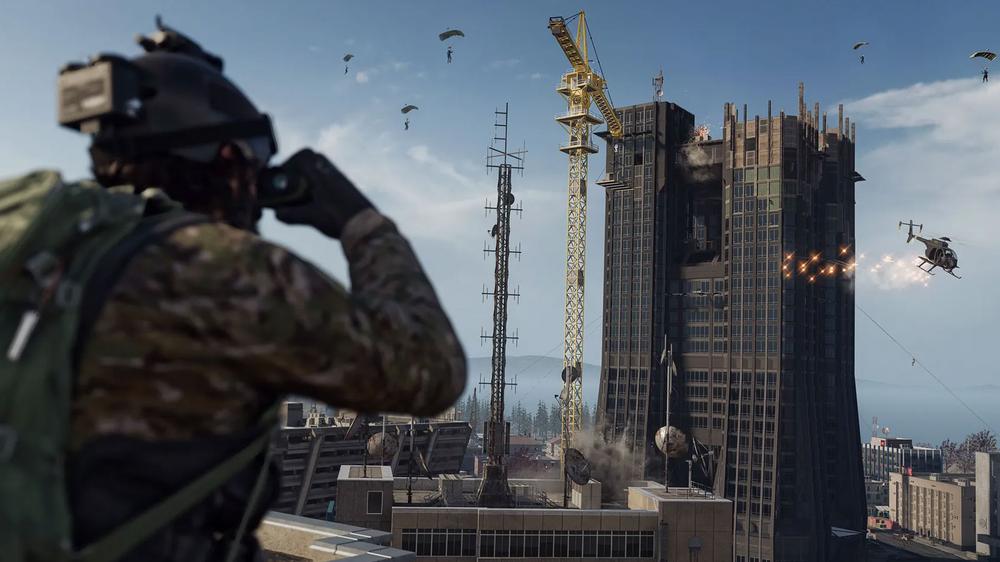 How to fly through the Overlook’s Upper Sky Deck in Warzone