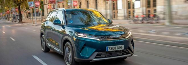 BYD scommette sulla Atto 2 DM-i per conquistare il mercato dei SUV compatti Plug-in