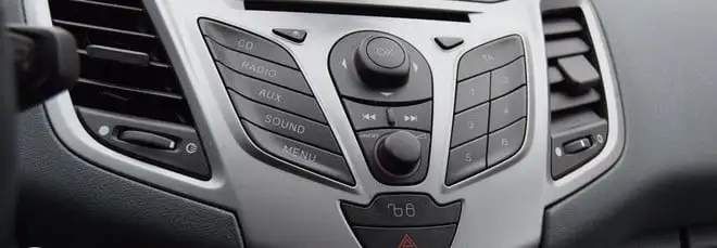 L'autoradio a rischio estinzione: AGCOM lancia l'allarme