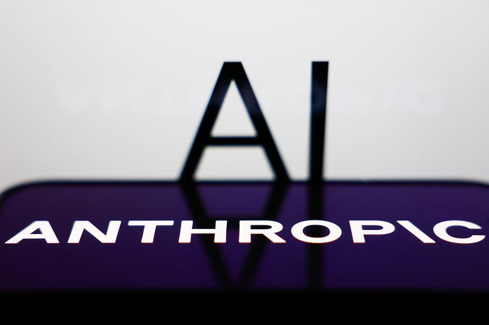 Anthropic closes in on $20B round