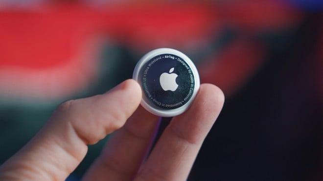 AirTag, la nuova funzionalità è perfetta per i viaggi: ecco come funziona