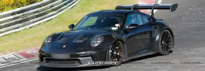 Nuova Porsche 911 GT2 RS in arrivo: oltre 700 CV per spodestare la GT3 RS
