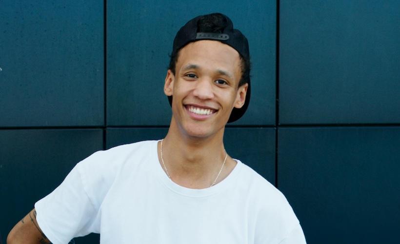 Laundry Very Easy for Man Who Owns Three Shirts