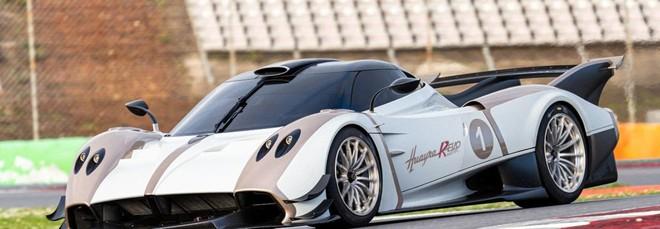 Pagani: vent’anni di Hypercar per la prima volta insieme alla Monterey Car Week 2025