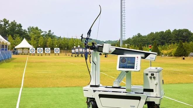 Sfida epica in Corea: il robot arciere quasi batte i campioni olimpici