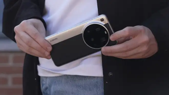 Xiaomi 15 Ultra, HyperOS 2.2 è vicino. Ecco tutti i modelli che riceveranno l'OS a breve