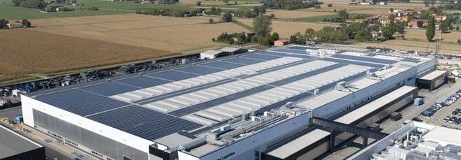 Lamborghini amplia il proprio impianto fotovoltaico e rafforza la sua strategia green