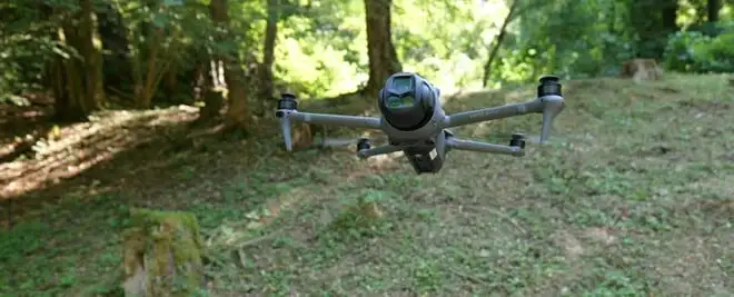 Recensione DJI Mavic 4 Pro: tre fotocamere per dominare i cieli