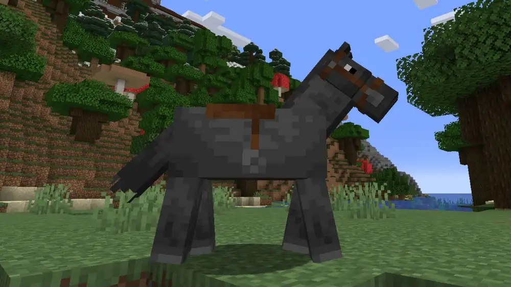 How to craft a saddle in Minecraft
