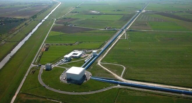 Virgo e LIGO potenziati dall’AI: scoperti segnali cosmici nascosti