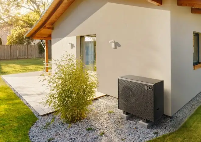 I 10 consigli di ENEA per risparmiare in bolletta e vivere green