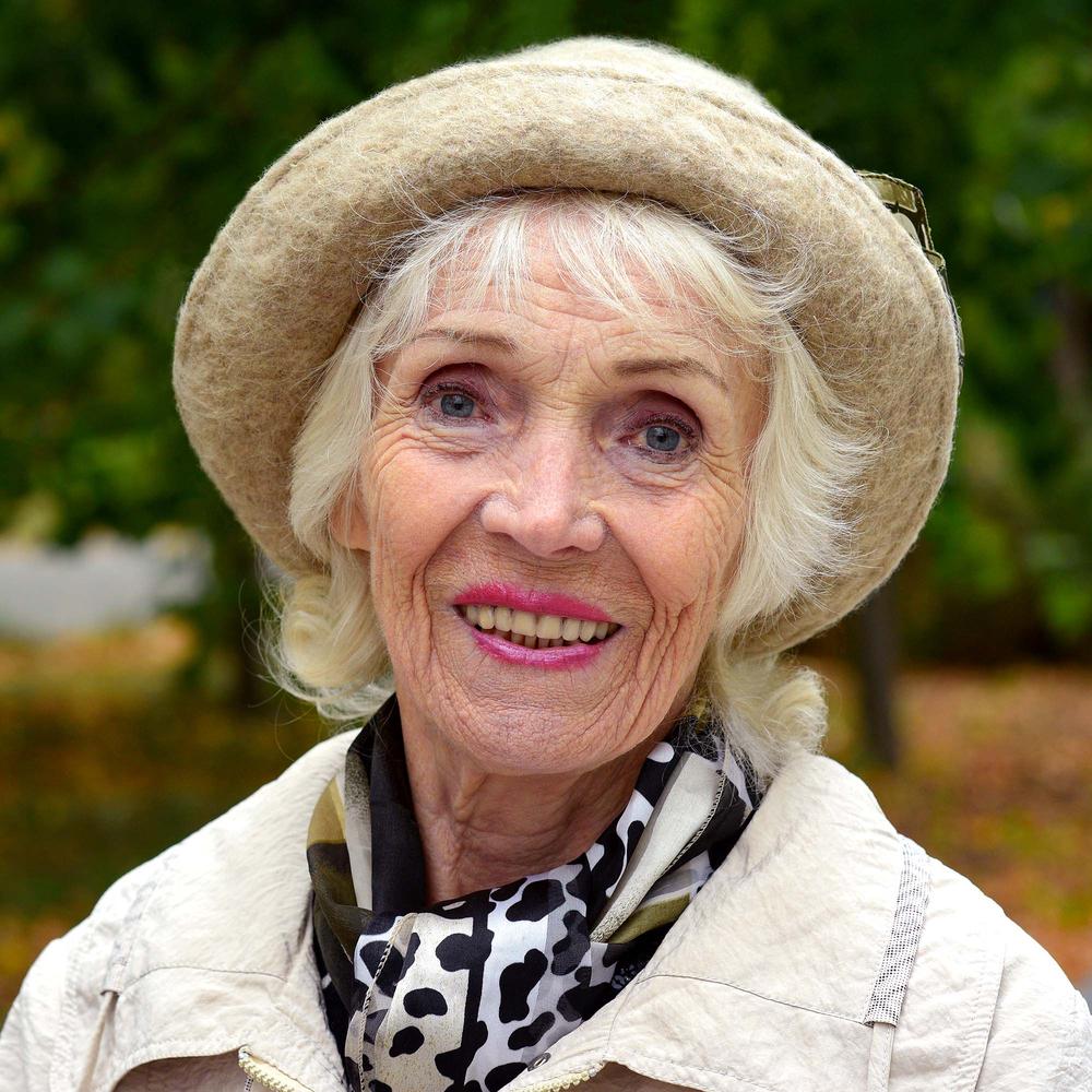 Barbara Stratton