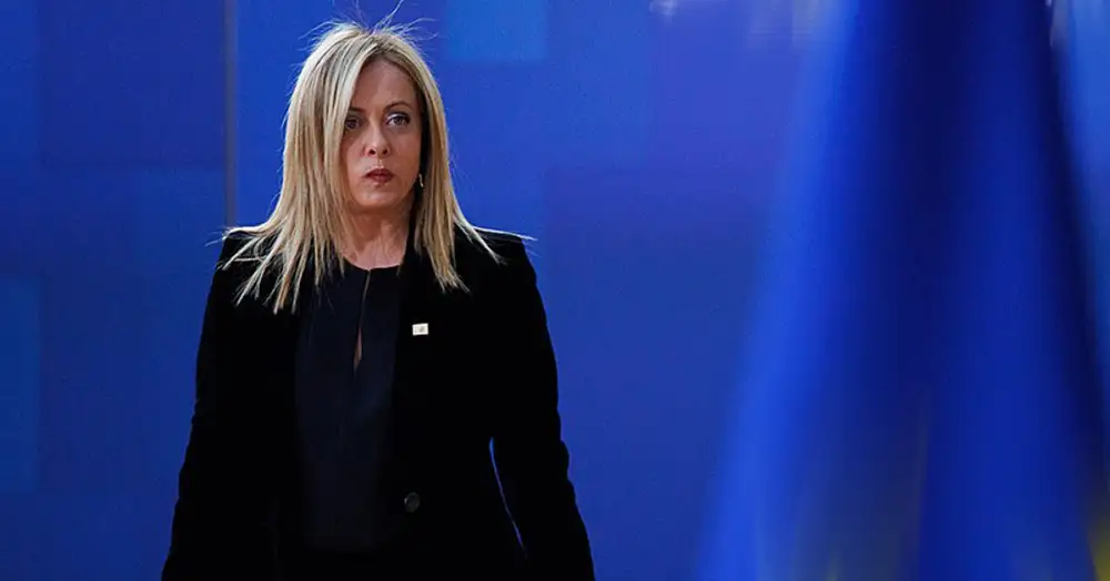 Meloni fa autocritica: “Il mio è il miglior governo mai apparso sul pianeta Terra”