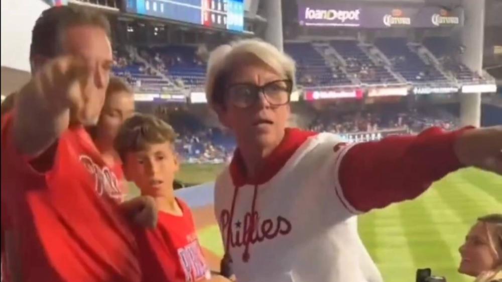Angry Phillies fan offered big payday to return boy’s ball and sign it “I’m sorry”