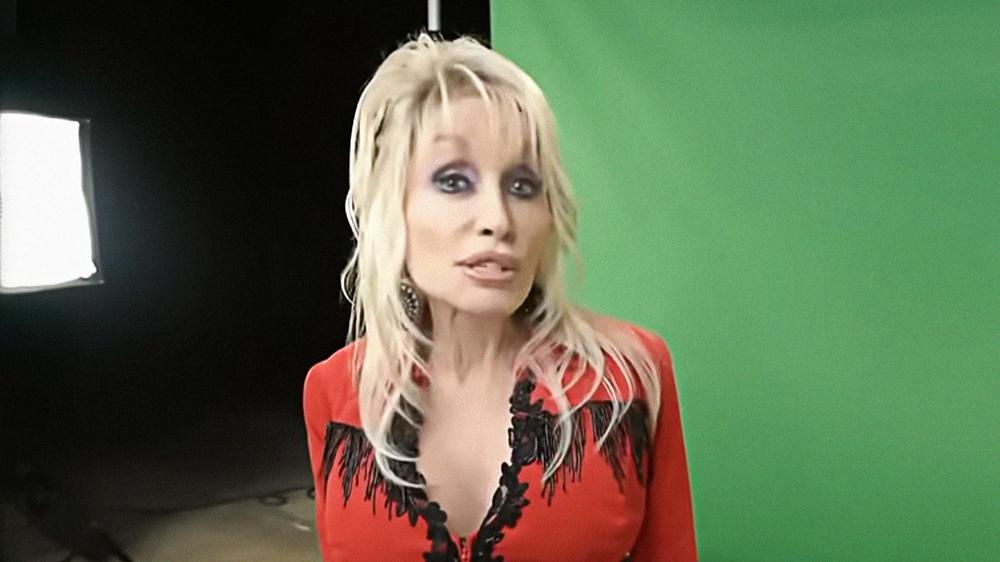 Dolly Parton Shares Video Confirming Sister A Shit-Stirring Bitch