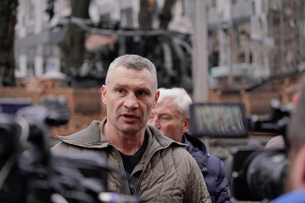 Fewer than 20% of Kyiv's apartment buildings remain without heating amid winter crisis, mayor Klitschko says