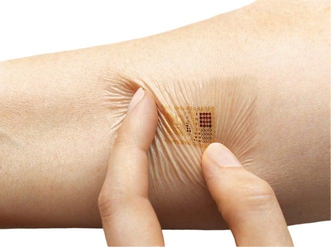 Cerotto hi-tech: più sudi, più si attacca alla pelle