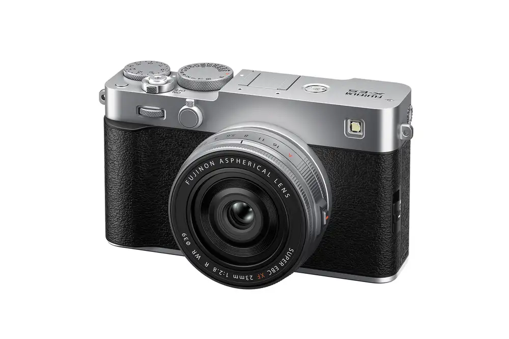 Fujifilm’s new X-E5 is one of its sleekest mirrorless cameras yet