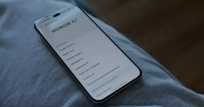 Honor 400 series, campagna creativa a Milano e Roma con l'artista Greg Goya