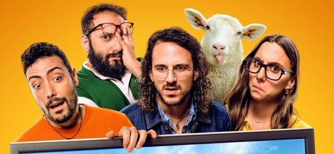 Holiday Crush: i The Jackal commentano le avventure di una vacanza-reality | Trailer