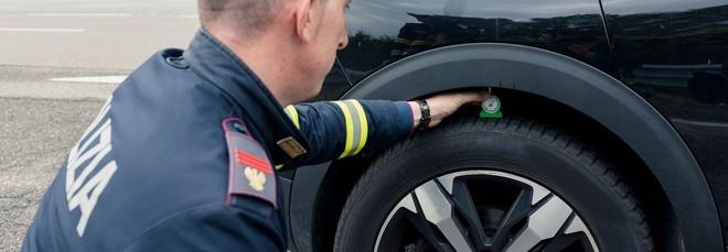 In Italia auto sempre più vecchie e meno sicure: 1 su 10 ha le gomme lisce