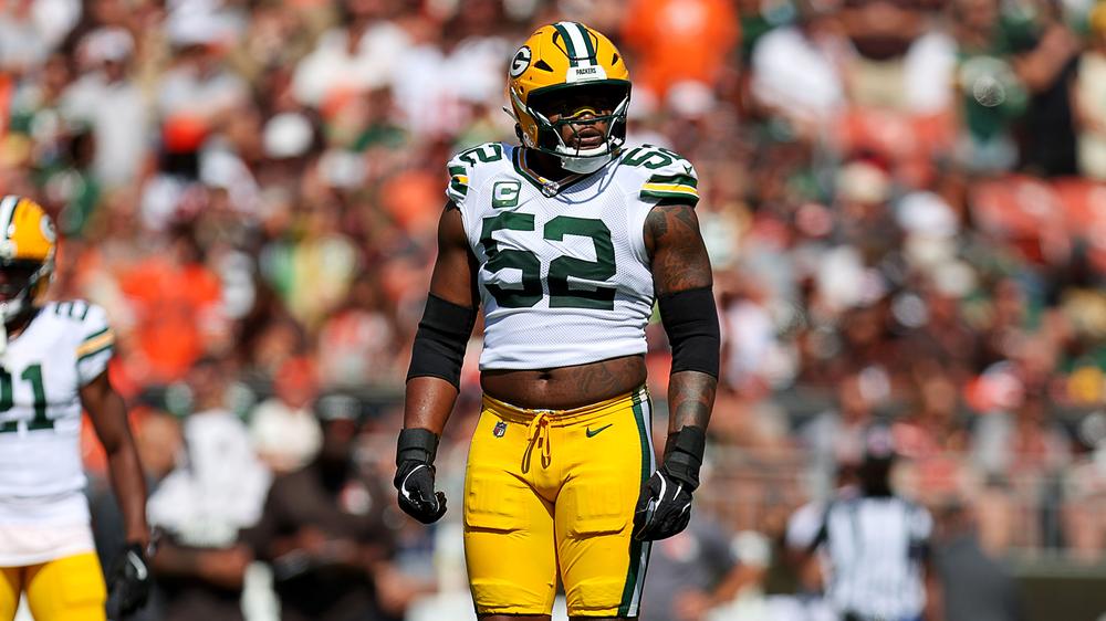 Report: It Nice That Linemen Feel Comfortable Showing Off Bare Bellies