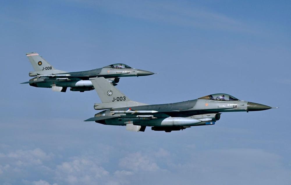 Europe, NATO ready to shoot down Russian jets, Bloomberg reports