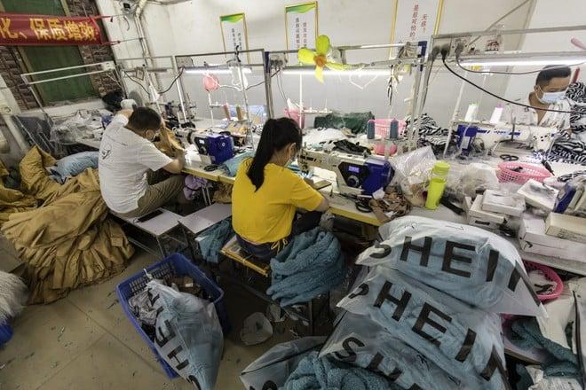 Shein dice il falso sull'impegno ambientale, multa di 40 milioni di euro in Francia