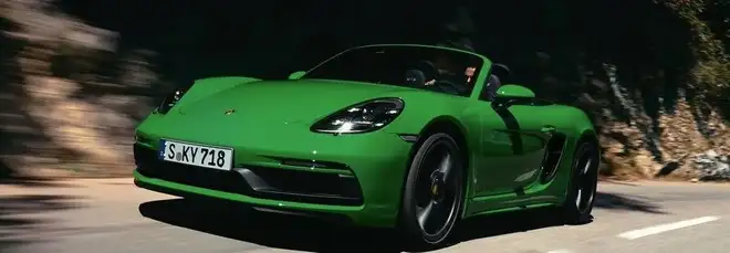 Addio Porsche Boxster e Cayman a benzina, la produzione termina ad ottobre