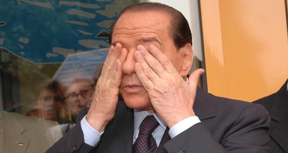Cassazione, nuova sentenza shock: “Silvio Berlusconi non è mai esistito”