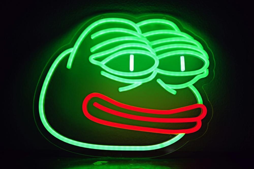 4chan and Kiwi Farms Sue the UK Over its Age Verification Law