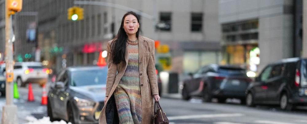 Jumper dress, l’abito di maglia è il trend più caldo e avvolgente dell’autunno-inverno 2025-26