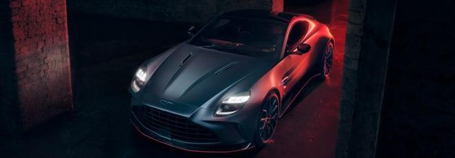 Per chi cerca il massimo c'è la nuova Aston Martin Vantage S, la più potente di tutte