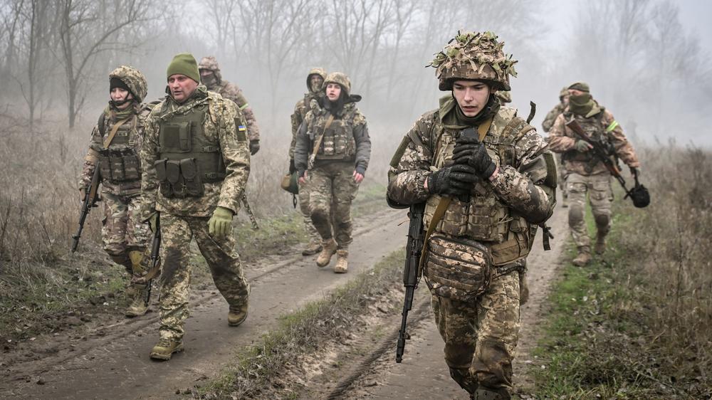 Analysis: Ukraine's manpower, and what Kyiv does with it, will define the war in 2026