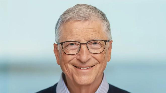 AI e lavoro, Gates: la programmazione resterà umana per 100 anni
