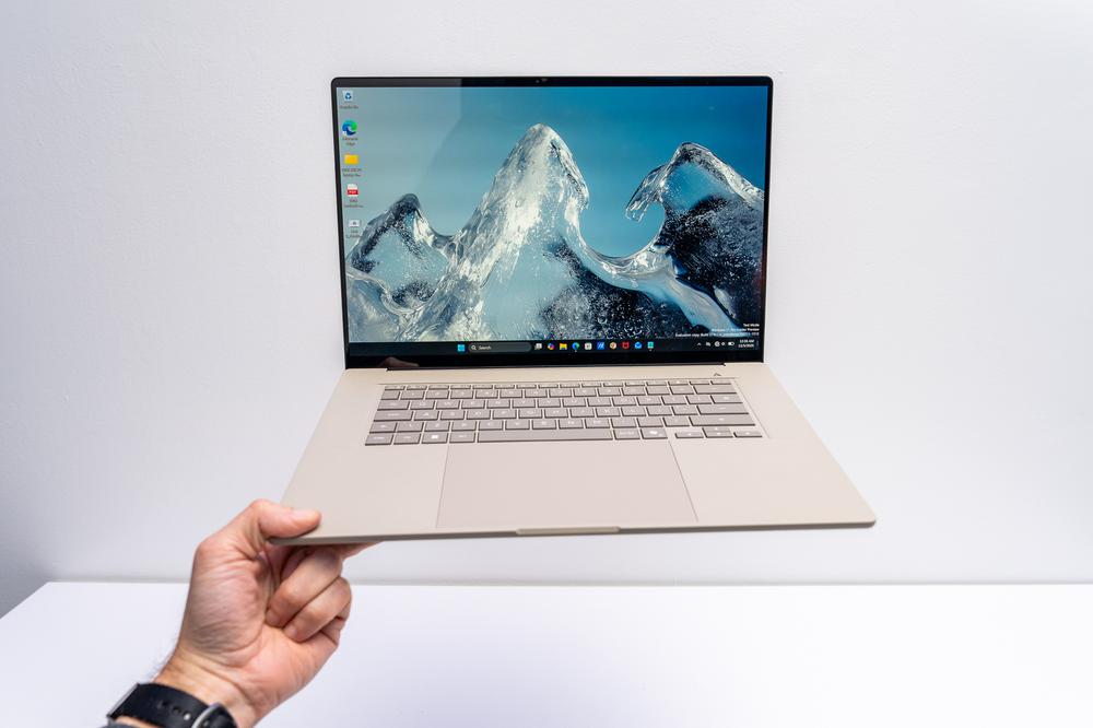 This 16-inch laptop is so light I can easily lift it with three fingers