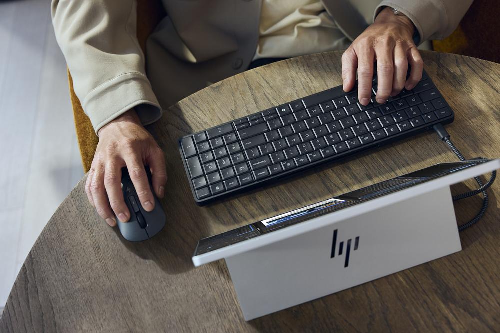 HP crammed an entire desktop computer into this keyboard