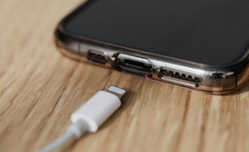 QUIZ: Do You Have an iPhone Charger? Ah No, I Need the Other One