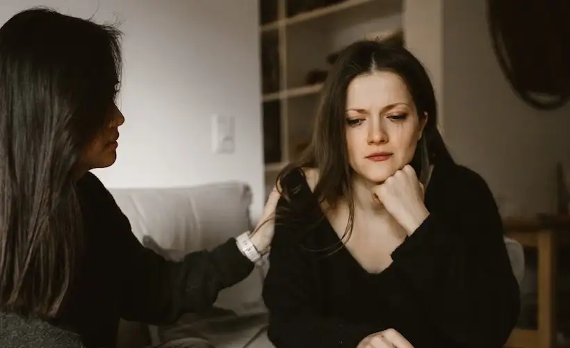 What the Fuck? This Woman’s Friend Has Other Friends