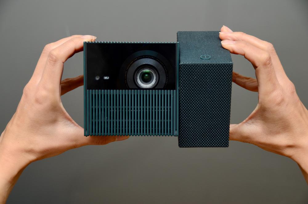 TCL’s PlayCube projector is more fun than a Rubik’s Cube