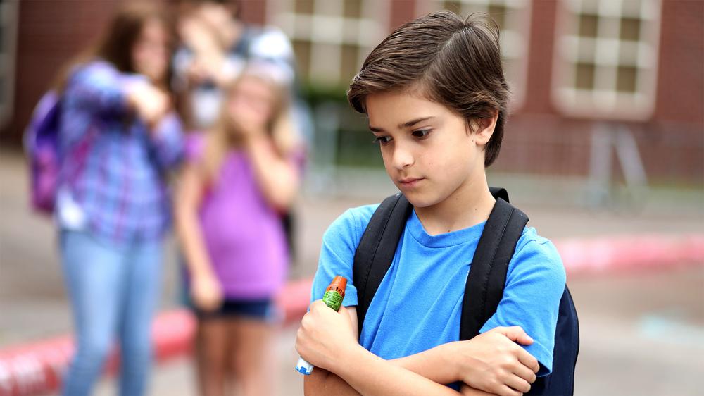Poor 3rd Grader Bullied For Using Generic EpiPen