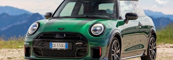 Mini John Cooper Works 2025: con lei ritorna il go-kart feeling? | Video
